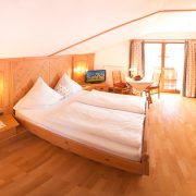 Ferienwohnung in Krün, Karwendel, Zugspitzblick 5 ***** Sterne, Schlafzimmer